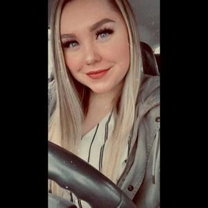 Meet your Posher, Bethanny